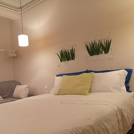 Filopappou Decent Apartment 雅典 外观 照片