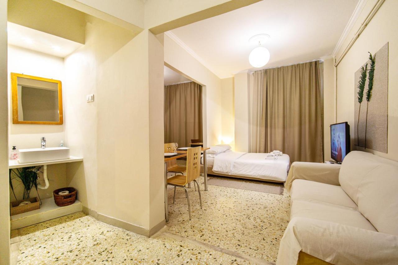 Filopappou Decent Apartment 雅典 外观 照片