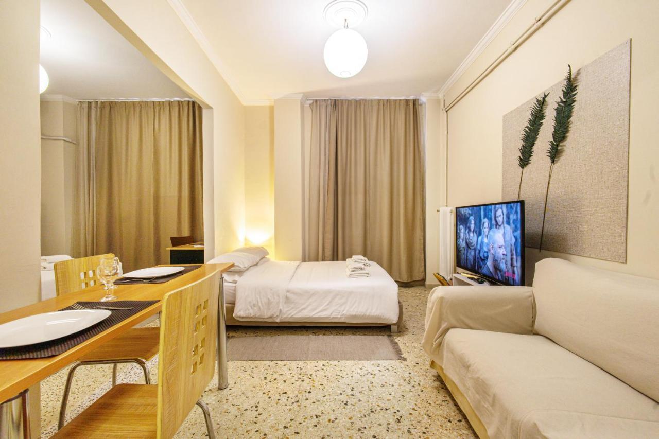 Filopappou Decent Apartment 雅典 外观 照片
