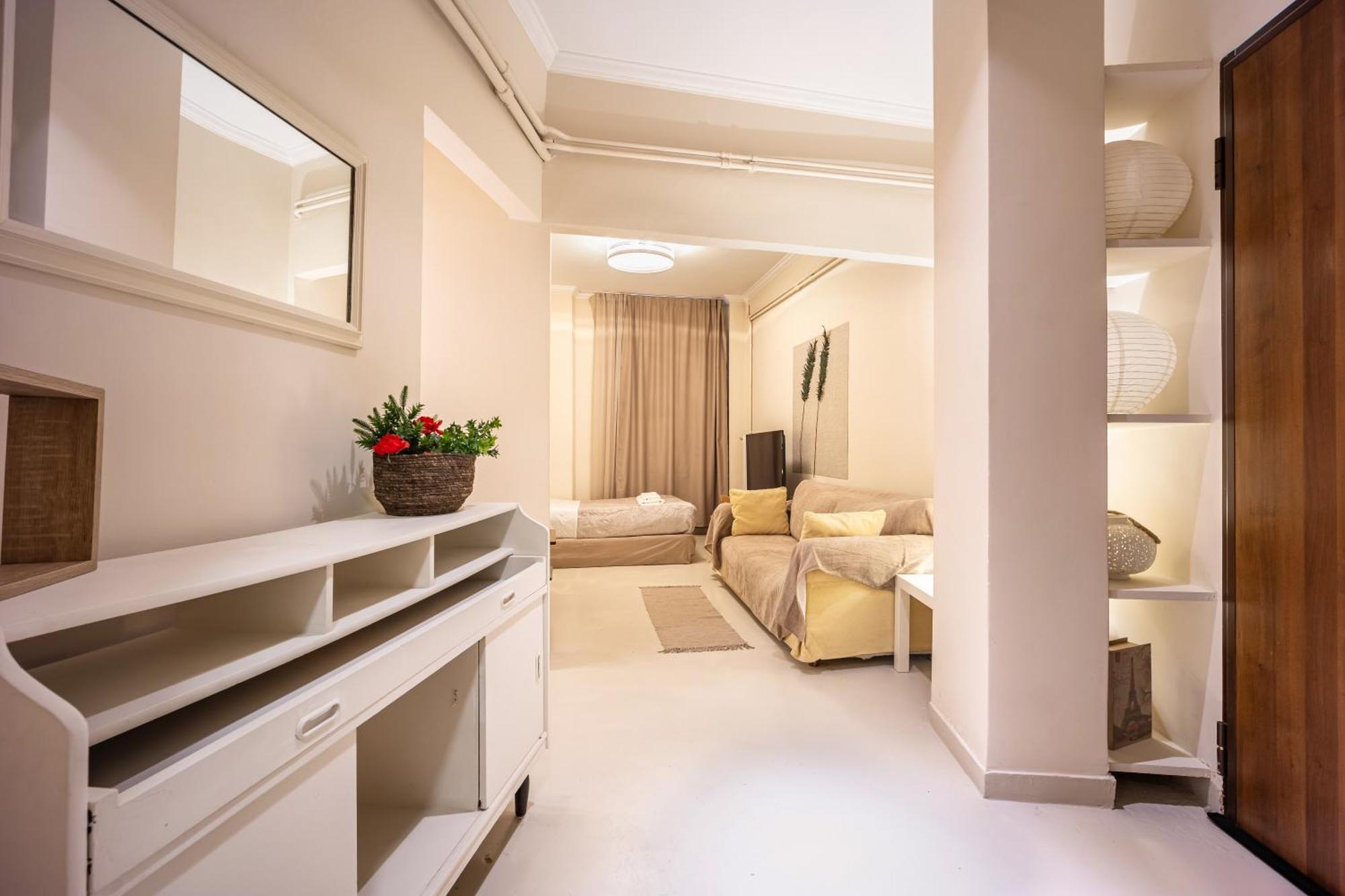 Filopappou Decent Apartment 雅典 外观 照片