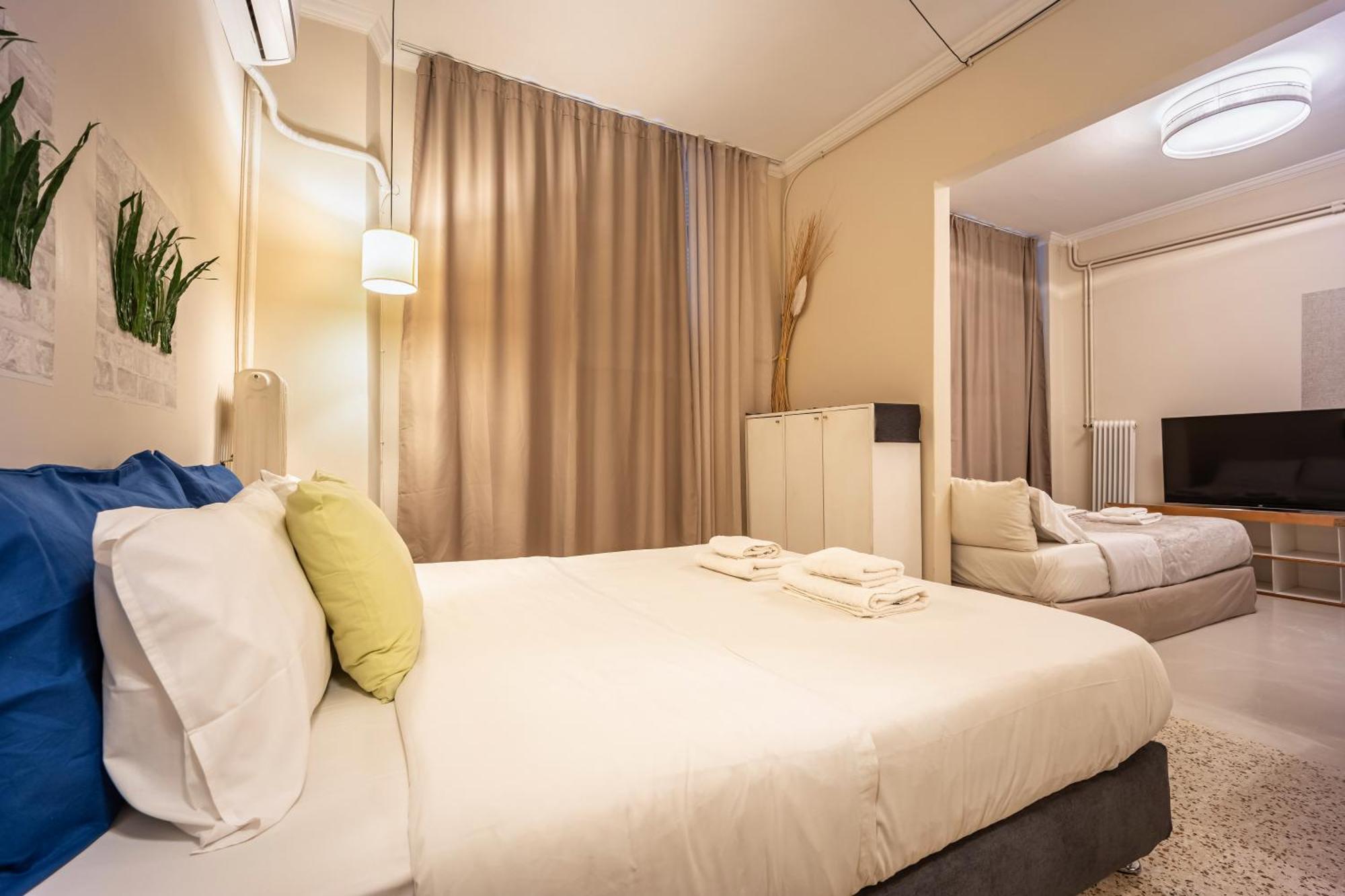 Filopappou Decent Apartment 雅典 外观 照片
